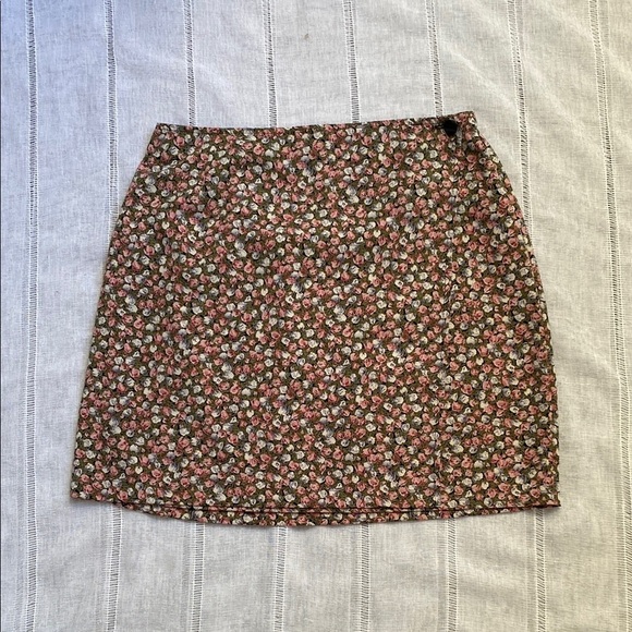 I.N. Studio 90s Pastel Mini Skirt, size medium. - Picture 3 of 10